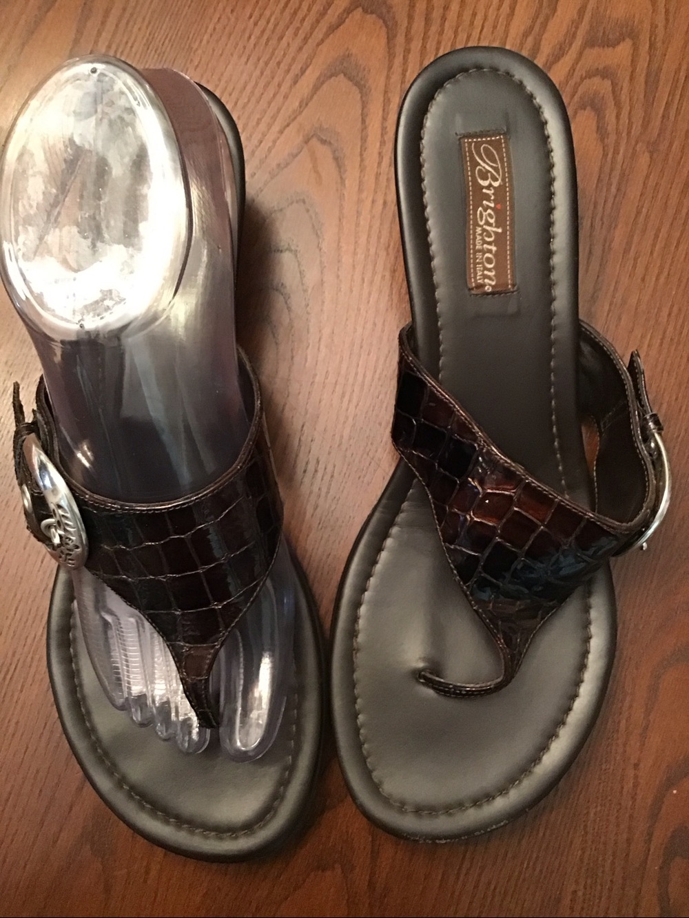Brighton Lark Faux Alligator - size 10M